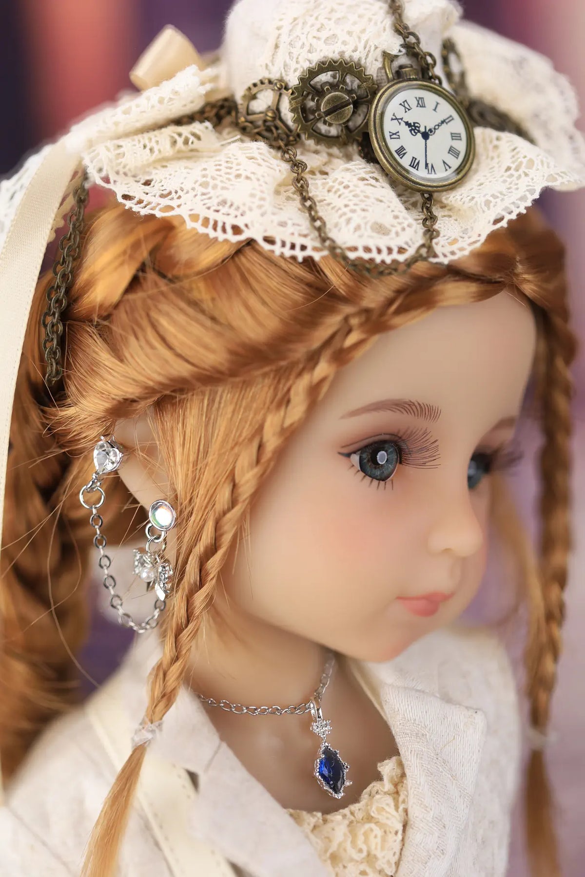 Ivory Explorer Lavinia (Limited Edition)