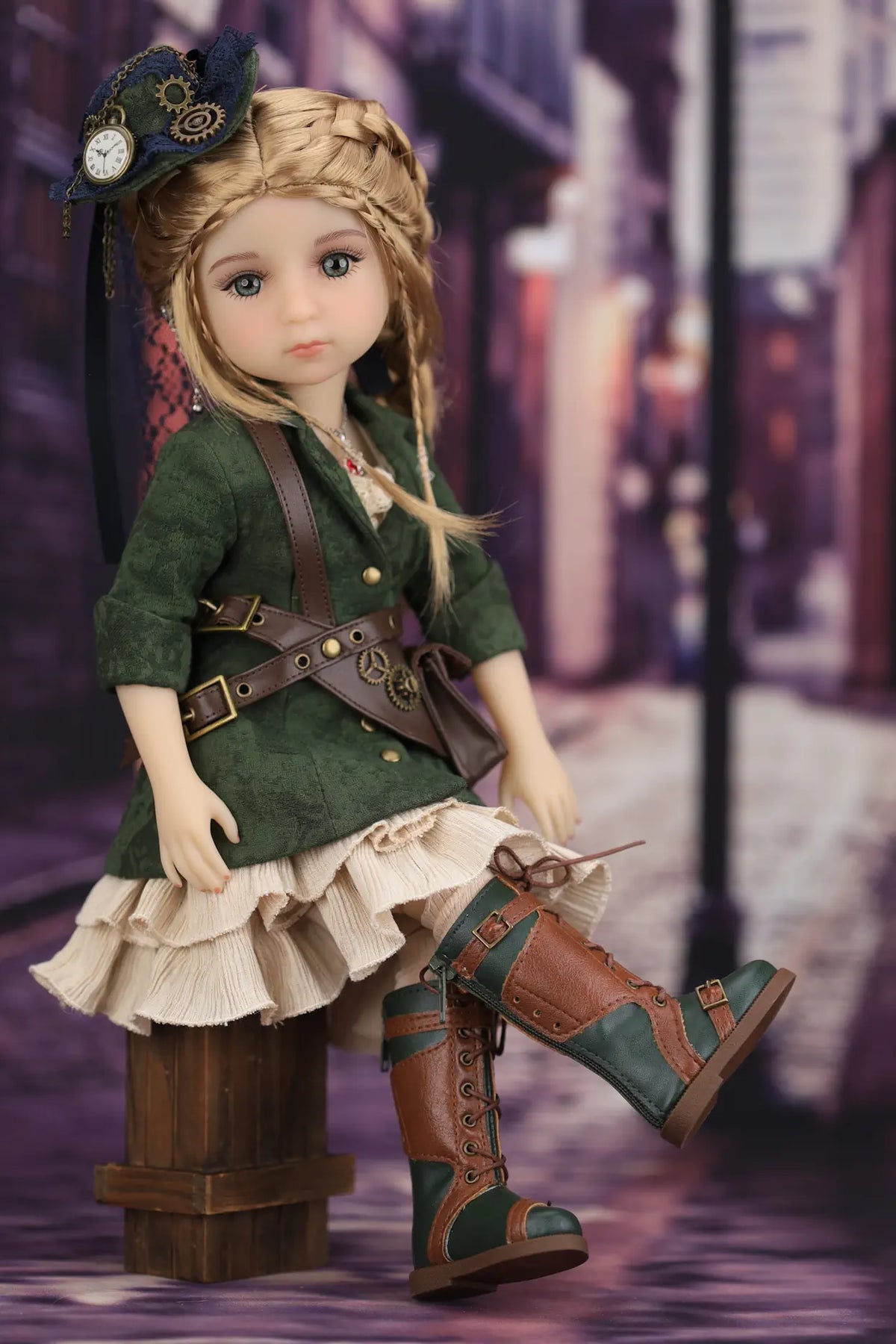 Forest Green Lavinia (Limited Edition)