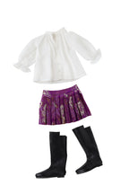 Jolie en violet - Tenue